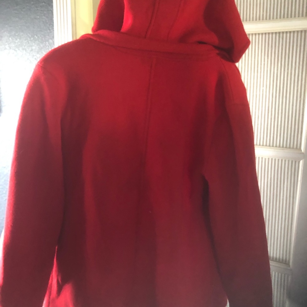 Red beautiful sweater - Picture 6 of 6